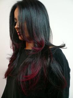 Ombré Short Hair, Black Hair With Red Highlights, Black Red Hair, Ombre Highlights, Black Ponytail Hairstyles, Black Hair With Highlights, Glamorous Hair, Hair Color Purple, Burgundy Hair