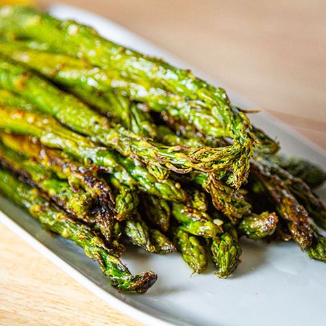 Roasted Asparagus Recipe Steakhouse Asparagus, The Best Asparagus, Best Asparagus, Roasted Asparagus Recipe, Heaven Cake, Gnocchi Recipes Homemade, Homemade Gravy Recipe, Best Asparagus Recipe, Homemade Pesto Recipe