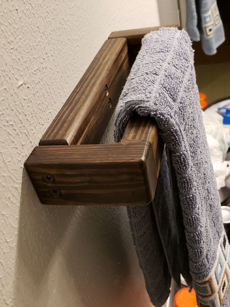 Wooden Hand Towel Holder, Wooden Towel Hanger, Wood Towel Rack Bathroom, Diy Towel Bar, Diy Towel Holder, Wooden Towel Holder, Bathroom Designs 2023, Wood Towel Bar, Wood Towel Holder