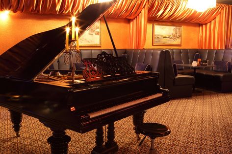 Classic Rock Songs, Bar Music, Dueling Pianos, Wonderful Tonight, Metal Songs, Friends In Low Places, Piano Bar, Classical Piano, Best Piano