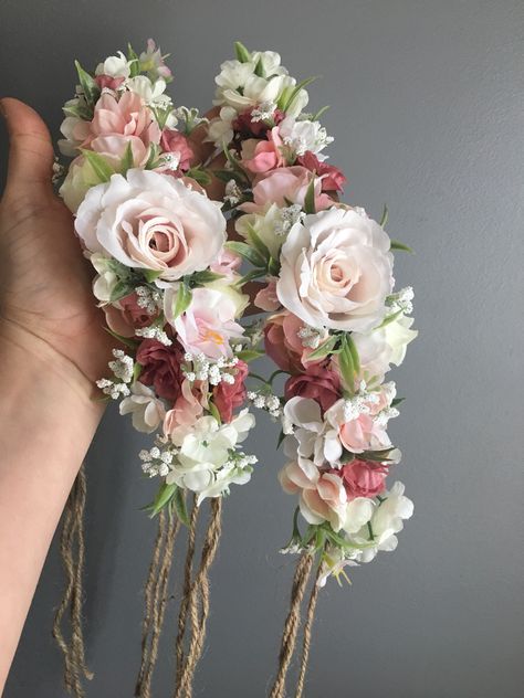 Diy Floral Crown, Flower Girl Headpiece, Custom Crown, Flower Tiara, Bead Hair Accessories, Fleurs Diy, Flower Girl Crown, Flower Crowns, Making Hair Bows