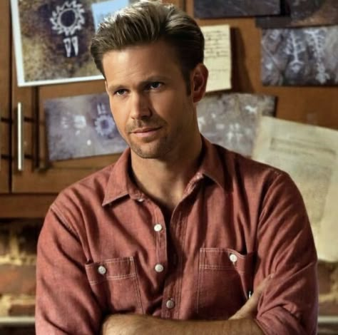 The Vampire Diaries Alaric, Goosebumps 2, Matthew Davis, Maxon Schreave, The Vampire Diaries Characters, Video Love, Vampire Diaries Seasons, Memes Lol, Lauren Cohan