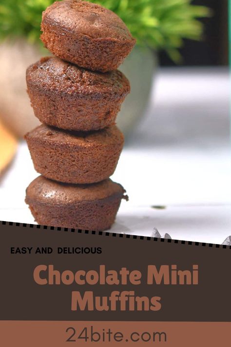 These chocolate mini muffins fill that craving for mini muffin bites. Remember those little bags of muffin bites? Except, now you get to control the size of the bag! Mini Chocolate Muffins For Kids, Little Bites Muffins Copycat, Chocolate Chip Muffins Mini, Mini Muffin Appetizers, Mini Muffin Desserts, Mini Muffin Recipes, Mini Breakfast Muffins, Chocolate Mini Muffins, Lunch Recipies