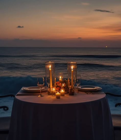 Private Proposal Ideas Romantic, Private Dinner For Two Romantic, Private Proposal Ideas, Private Proposal, Proposal Ideas Beach, Romantic Dinner For Two, Picnic Decorations, Romantic Meals, Romantic Table