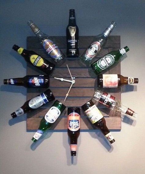 15+ Creative DIY Beer Bottles Crafts Beer Bottle Diy, Woodworking Gifts, Diy Beer, Pub Sheds, Diy Garage Door, Easy Diy Christmas Gifts, Man Cave Home Bar, College Apartment Decor, Wine Bottle Diy Crafts