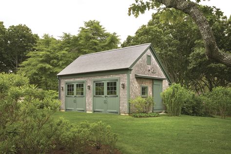 Carriage House Addition, Cute Garage Ideas Exterior, Cottage Detached Garage, Cottage Style Detached Garage, Scandinavian Garage, Detached Farmhouse Garage, Farmhouse Detached Garage, Cottage With Garage, Stone Carriage House Garage