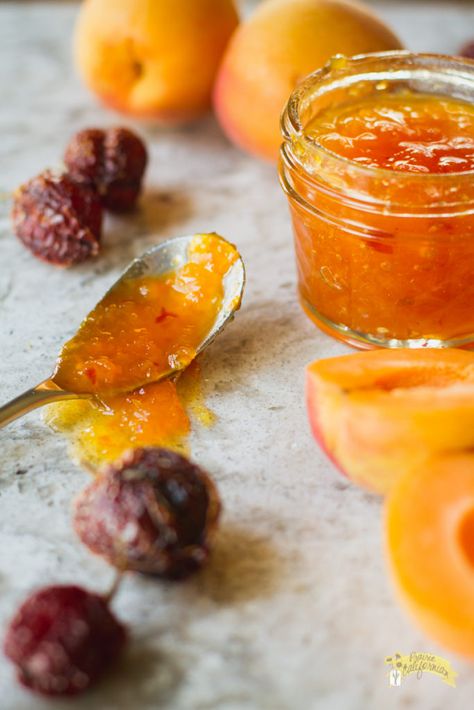 Habanero Jam, Habanero Recipes, Habanero Jelly, Fresh Apricots, Pepper Jelly Recipes, Jalapeno Jam, Habanero Pepper, Apricot Recipes, Hot Pepper Jelly