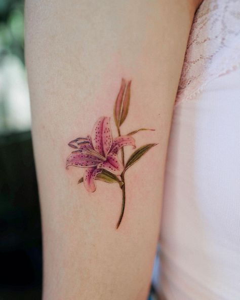 Stargazer Flower Tattoo, Stargazer Lily Tattoo Design, Stargazer Lilies Tattoo, Stargazer Lily And Rose Tattoo, Stargazer Lilly Tattoo, Pink Lilly Tattoo, Lillie Tattoo, Small Tiger Lily Tattoo, Star Lily Tattoo