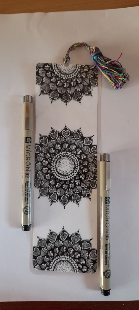 Mandala Art Bookmark, Bookmarks Mandala, Mandala Bookmark, Mandala Book, Bookmarks Diy, Handmade Bookmarks Diy, Mandala Patterns, Lippan Art, Handmade Bookmarks