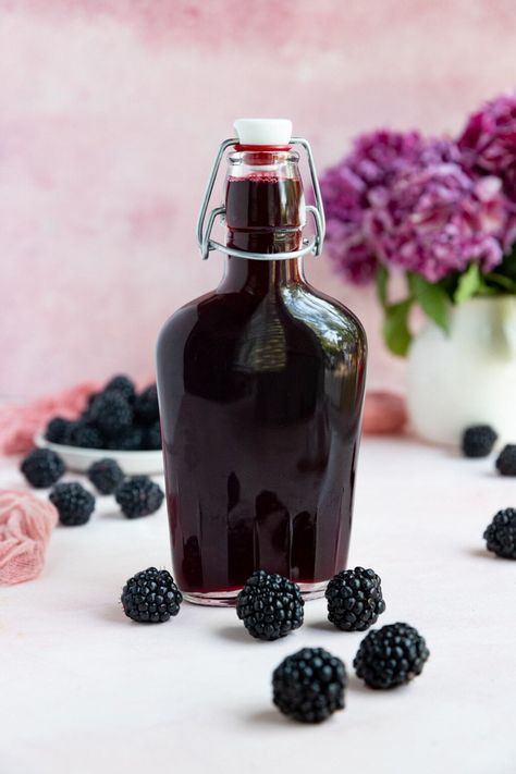 Blackberry Simple Syrup - Bakes by Brown Sugar Blackberry Syrup Recipe, Blackberry Simple Syrup, Candied Orange Slices, Blackberry Syrup, Sugar Cookie Crust, Sweet Potato Muffins, Brown Sugar Cookies, Baking Blog, Dessert Lover