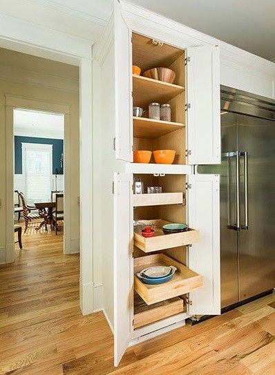 11+ Astounding Freestanding Pantry Cabinet with Pull Out Shelves for Your Kitchen | Home Interiors Tall Kitchen Pantry Cabinet, Walk In Pantry Ideas, Simple Kitchen Cabinets, Kitchen Pantry Cupboard, Open Pantry, Tall Pantry Cabinet, Pantry Cupboard, Small Pantry, Large Pantry