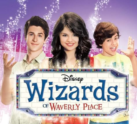 Old Disney Shows, David Henrie, Disney Channel Movies, Old Disney Channel, Dance Moms Dancers, Film Netflix, Wizards Of Waverly, Disney Channel Shows, Wizards Of Waverly Place