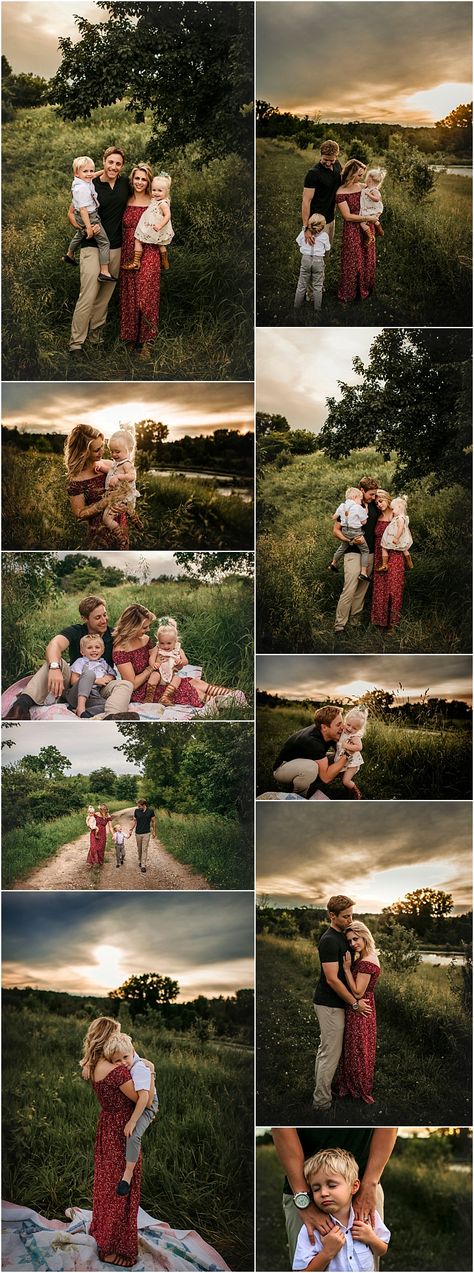 Family Of 4 Fall Picture Poses, Family Pictures Of Four, Plus Size Family Photoshoot, Posing Family Of 4, Family Of 4 Posing, Family Of 4 Photos, Family Photos Outfits, Outdoor Family Photoshoot, Fall Family Outfits