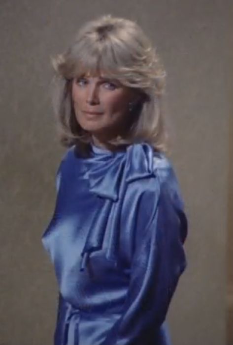 Dynasty - Krystle Carrington Krystle Carrington, Linda Evans Dynasty, Carrington Dynasty, Linda Evans, Gorgeous Blouses, Blonde Women, Dallas, Ruffle Blouse, Blouses