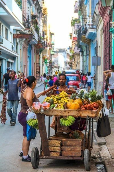 Cuba Honeymoon, Cuba People, Cuba Island, Cuba Itinerary, Fruit Stall, Cuba Street, Viva Cuba, Cuba Photography, Cuba Photos