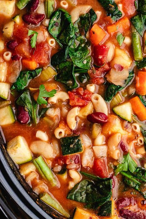 Slow Cooker Minestrone Soup Recipe - Dinner, then Dessert Healthy Crockpot Minestrone Soup, Minestrone Soup Recipe Crockpot Slow Cooker, Authentic Italian Minestrone Soup Recipe, Minnistronie Soup Recipe, Minestrone Soup With Meat, Soup Recipes Minestrone, Minestrone Soup Recipes, Crock Pot Minestrone Soup, Minestrone Soup Recipe Crockpot