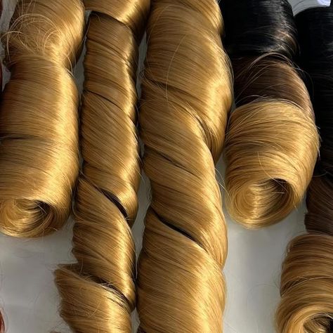 BEAUTY SALON IN OWERRI/LEKKI on Instagram: "We ve restocked about 30 different colours of luxury French curls/ spiral curls! Available for pickup in Osapa London lekki salon and owerri Ikenegbu salon!!! You can walk-in and pickup Same day delivery is also available in Lagos and owerri We recommend 4 to 5 bundles depending on the volume you want to achieve! Available in 30, 24, 18, 12 inches!!‼️ 📞 08162863601 for more enquiries!" French Curls, French Curl, Spiral Curls, Different Colours, Beauty Salon, Same Day Delivery, Walk In, Different Colors, Bundles