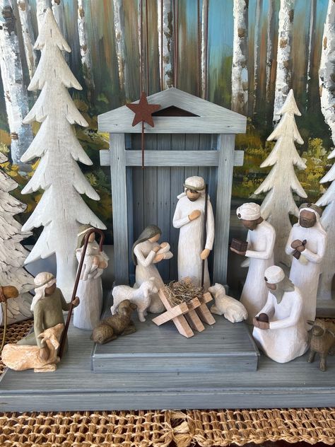 Display Nativity Scene, Lladro Nativity Set, Nativity Sets Display, Willow Tree Nativity Set, Manger Scenes Nativity, Nativity Scene Display, Willow Tree Nativity, Nativity Manger, Nativity Stable