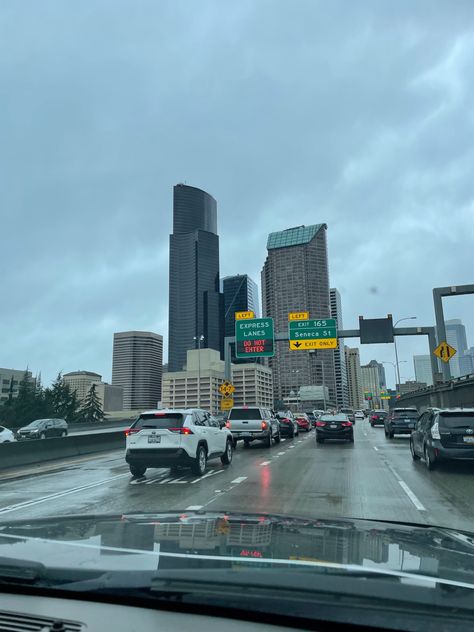 Seattle Travel Aesthetic, Uw Seattle Aesthetic, Seattle Snapchat, Downtown Seattle Aesthetic, Seattle Core, Seattle Apartment Aesthetic, Small City Aesthetic, Microsoft Aesthetic, Seattle Washington Aesthetic