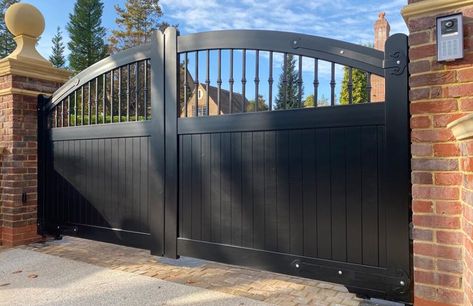 ElectricGatesInstallersNearMeInLosAngeles Privacy Driveway Gate, Privacy Driveway, Electric Driveway Gates, Electric Sliding Gates, Executive Style, Timber Gates, Security Gates, Aluminium Gates, Electric Gates