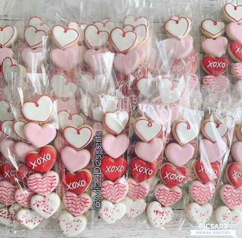 This Cookies item by MizzDesserts has 323 favorites from Etsy shoppers. Ships from United States. Listed on 02 Jan, 2024 Cookies Valentines Day, Mini Sugar Cookies, Valentine 2024, Heart Sugar Cookies, Cookies Valentines, Valentine Cookies Decorated, Valentines Day Sugar Cookies, Heart Sugar Cookie, Valentine Sugar Cookies