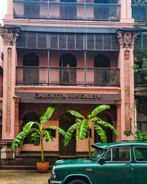 Always and always a sucker for beautiful buildings. Can you tell? . . Calcutta Bungalow. Places to visit in Kolkata Kolkata Buildings, North Kolkata Aesthetic, Calcutta Bungalow, Bengal Architecture, Bengali House, Bong Aesthetic, Kolkata Aesthetic, Bengali Woman, North Kolkata