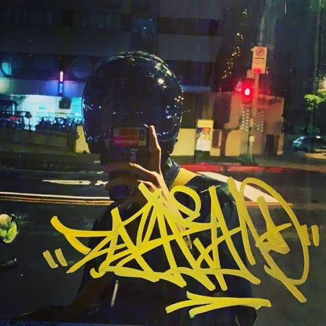 Aesthetic Core, Graffiti Tagging, Instagram Wallpaper, Wallpaper Aesthetic, Graffiti, Yellow, Instagram