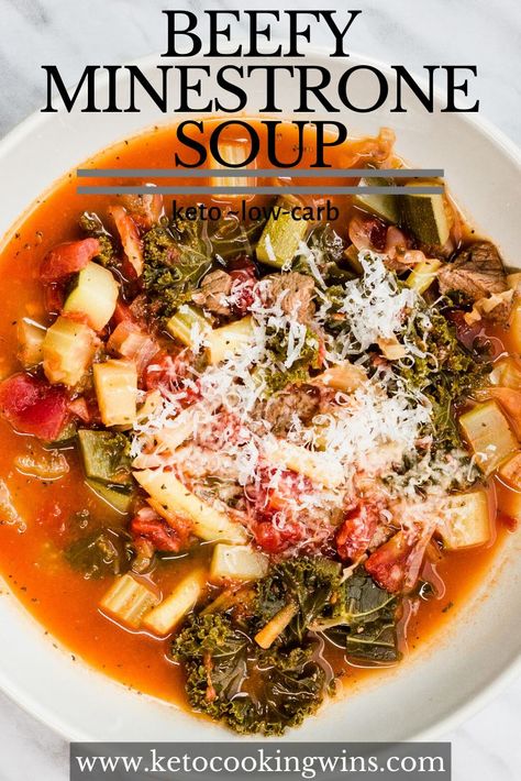 Keto Vegetable Soup, Beef Minestrone Soup, Minestrone Soup Easy, Keto Soups, Soups Recipes, Low Carb Soup Recipes, Healthy Low Carb Dinners, Minestrone Soup Recipe, Keto Soup