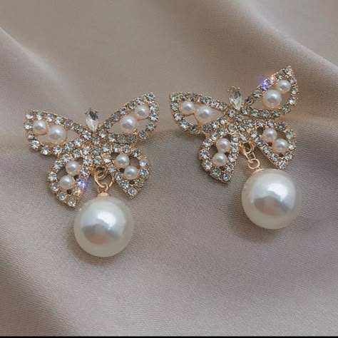 Material Zinc Alloy (Butterfly Pearl Drop Earrings) Butterfly Earrings Stud, Jewelry Accessories Ideas, Girly Accessories, Classy Jewelry, Fancy Jewellery, Jewelry Lookbook, Fancy Jewelry, Fantasy Jewelry, Girly Jewelry