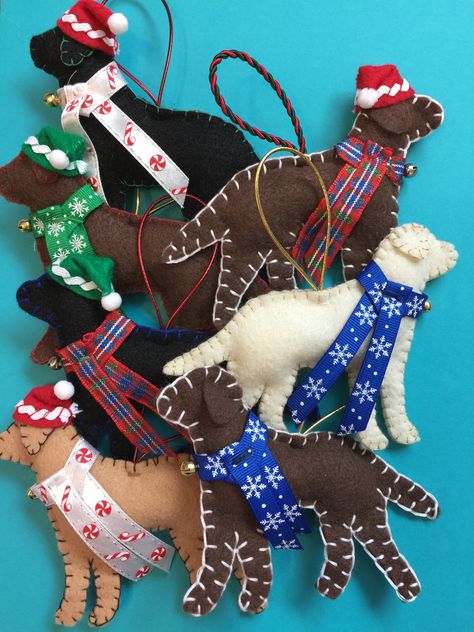 Felt ornaments - dogs - labradors Felt Dog Christmas Ornaments, Felt Dog Ornament Pattern, Dog Felt Ornaments, Diy Dog Ornaments, Felt Dog Pattern, Dog Ornaments Diy, Felt Figures, Felt Dog Ornament, Diy Felt Christmas Ornaments