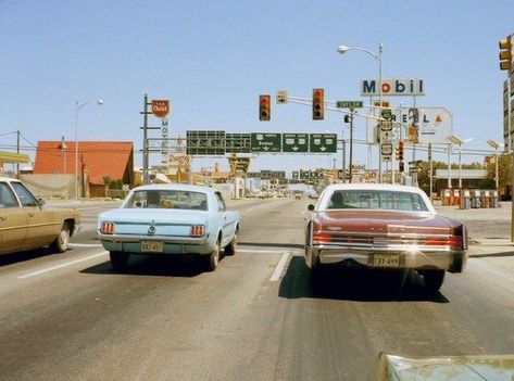 Gregory Crewdson, Holy Eucharist, Edward Steichen, Amarillo Texas, Walker Evans, William Eggleston, Cindy Sherman, Martin Parr, 70s Aesthetic