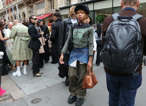 Layer Up Like a Street Styler in a Fall Favorite Trend: Skirts Over Pants | Vogue Skirts Over Pants, Skirt Over Pants, Dress Over Pants, Street Style Photos, Paris Fashion Week Street Style, Pant Trends, The Best Street Style, Best Street Style, Street Style Inspiration