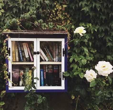 An outdoor library for when we feel the need to read a book under a big shady tree or in a hammock. I think it would be neat to have a little free neighborhood library! :) Little Library, Free Library, Home Libraries, Old Book, Home Library, Book Shelf, Book Nooks, Library Books, Reading Nook