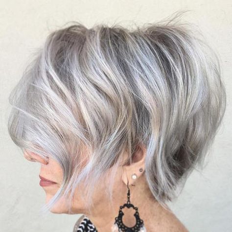 Wavy Short Bob Popelavá Blond, Blond Cenușiu, Ash Blonde Short Hair, Gray Balayage, Balayage Bob, Classy Hairstyles, Bob Haircuts For Women, Haircut For Older Women, Penteado Cabelo Curto