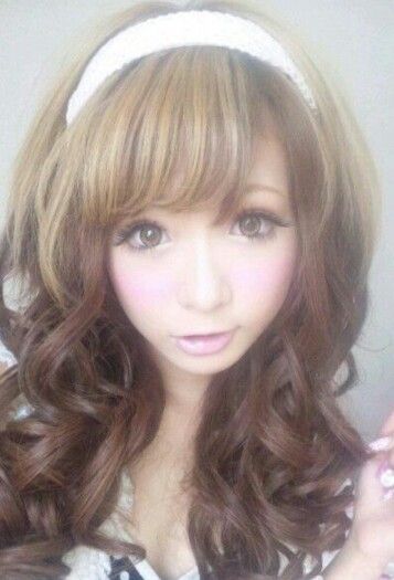 Heavy Bangs, Gyaru Hair, Gyaru Makeup, Hime Gyaru, Gyaru Fashion, Hair Stylies, J Fashion, Japanese Fashion, Pretty Hairstyles