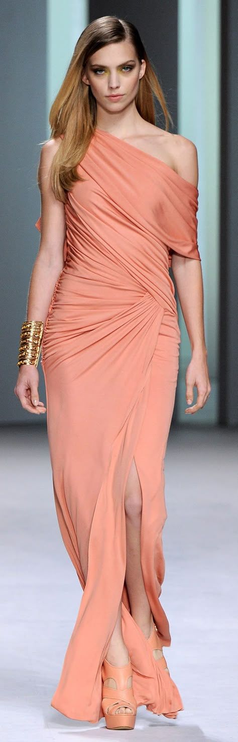 Elie Saab | The House of Beccaria~ Ellie Saab, Elie Saab Spring, Color Trends Fashion, فستان سهرة, Couture Gowns, Gorgeous Gowns, Orange Dress, Elie Saab, Carolina Herrera