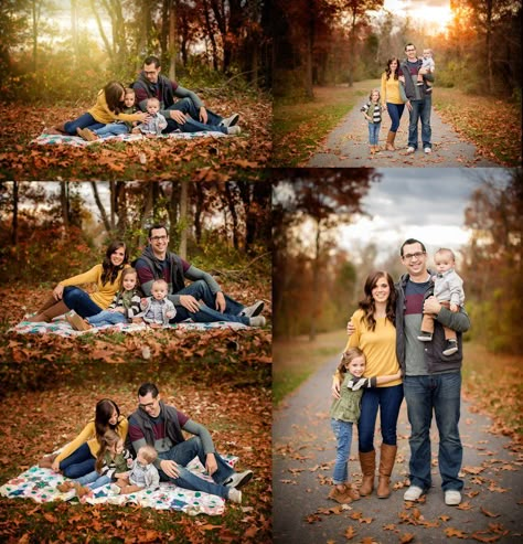 Best 25+ Fall family photos ideas on Pinterest | Fall photo shoots, Family  posing and Family photography outfits Composition Photo, Inspiration Photoshoot, Fall Family Portraits, Fall Portraits, Family Portrait Poses, Family Picture Poses, Fall Family Pictures, Family Photo Pose, Family Picture Outfits