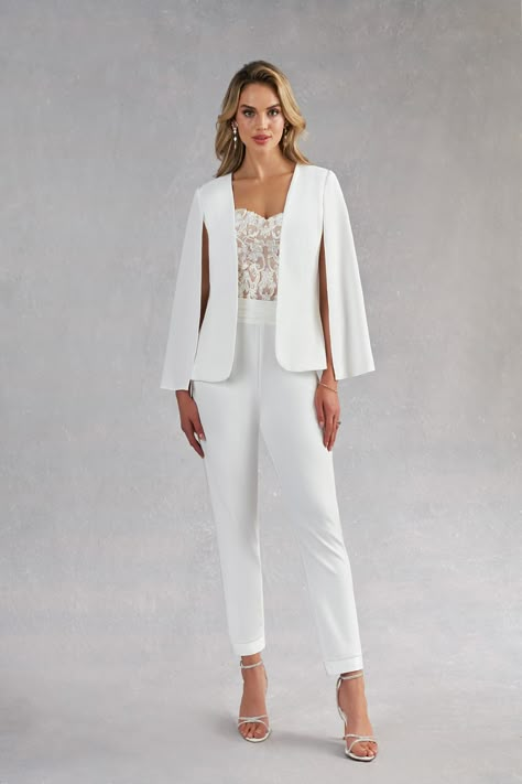 Wedding Pantsuit The Bride, Bridal Pant, Modern Elegant Wedding Dress, Women Wedding Suit, Lesbian Wedding Outfits, Bridal Pant Suit, Wedding Suit Women, Wedding Suits For Bride, Jumpsuit Modern