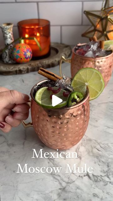 Growing Up Sarita | Easy Mexican Recipes on Instagram: "We love Moscow mules but here’s my Mexican twist on this favorite holiday drink! The jalapeño and lime juice make it all work with the ginger beer! You have got to try this Mexican version of Moscow Mule! 🍹Should I call it BURRITO DE MOSCÚ?!🤣 give me your ideas below! 👇 Mexican Moscow Mule recipe: 4 parts pomegranate juice or hibiscus tea 2 parts lime juice 4 parts simple syrup (or use sugar to sweeten) 4 parts tequila Splash of ginger beer Garnish with limes, pomegranate seeds, cinnamon sticks Enjoy the best Mexican Moscow Mule! Salud!" Mexican Mule Recipe, Mexican Mule, Easy Mexican Recipes, Moscow Mules, Moscow Mule Recipe, Mule Recipe, Holiday Drink, Mexican Christmas, Easy Mexican