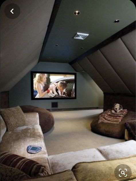 Attic Room Ideas Slanted Walls, Small Attic Room, Attic Room Ideas, Attic Makeover, Slanted Walls, Home Cinema Room, Small Attic, Attic Space, Attic Renovation