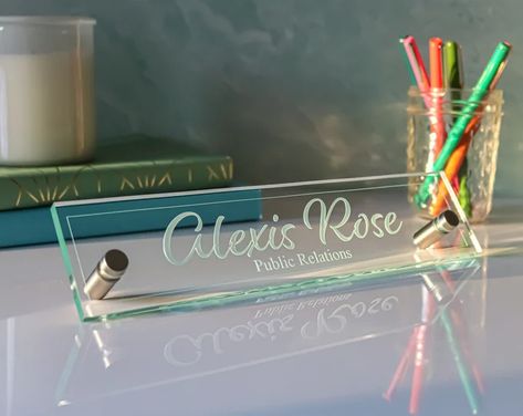 Unique Office Decor, Office Desk Name Plates, Acrylic Desk, Sign Board Design, Office Names, Unique Office, Desk Name Plate, Design Restaurant, Dental Office Design