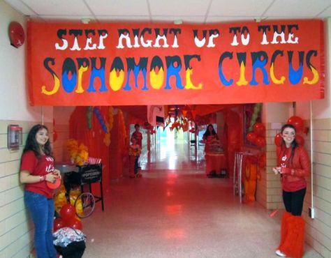 1000+ images about Homecoming Ideas on Pinterest | Streamers, Hallway decorating and Senior pranks Homecoming Decorations Hallway, School Spirit Ideas Pep Rally, Homecoming Hallways, School Hallway Decorations, School Spirit Posters, Hallway Decorations, Rally Idea, Homecoming Decorations, Homecoming Floats