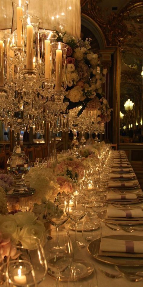 Era Victoria, Royal Core, Castle Aesthetic, Royal Aesthetic, Dream Wedding Venues, Wedding Money, Dream Home Design, Decoration Table, Place Settings