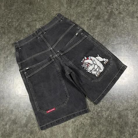 Jnco Y2K Wide Leg Jorts Streetwear Style 🚀 Available In Limited Stock | Visit Our Website And Get Yours 🚀🚀🛍️ Gym Shorts Men, Linen Pants Outfit, Wide Leg Pants Outfit, Gothic Men, Shorts Fit, Street Fashion Men Streetwear, Summer Fashion Trends, Pant Style, Gym Shorts