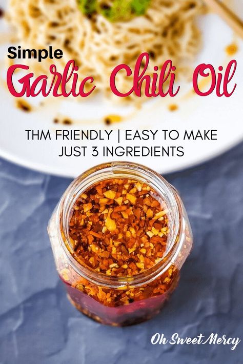 Chili Garlic Oil Recipe, Low Carb Ramen, Garlic Oil Recipe, Simple Chili, Garlic Chili Oil, Easy Homemade Chili, Chili Oil Recipe, Trim Healthy Mama Recipes, Easy Chili