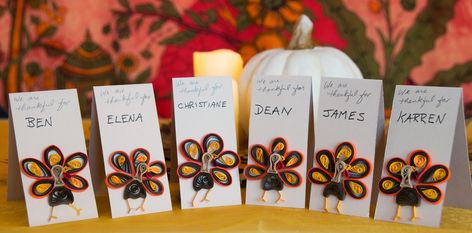 Quilling Flowers Tutorial, Turkey Place Cards, Quilling Supplies, Paper Filigree, Neli Quilling, Thanksgiving Paper, Paper Quilling Tutorial, Paper Daisy, Paper Quilling Patterns