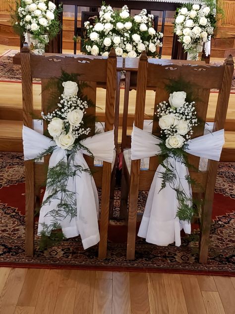 Dekor Gereja Wedding, Simple Wedding Church Decorations, Catholic Church Wedding Decorations, Small Church Wedding Decorations, Church Decorations Wedding, Church Decorations Ideas, Chair Bows Wedding, Wedding Church Decorations, Church Wedding Decorations Aisle