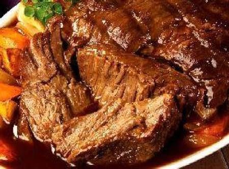 Best Danged Beef Pot Roast ~ Crock Pot Recipe.  Sear meat on all sides in small amount of oil in frying pan.  Add roast then vegs to crock.  Mix envelopes with water & applesauce, pour over.  Cook on low 8-14 hours Beef Roast Crock Pot, Beef Pot Roast, Crockpot Roast, Crock Pot Recipes, Pot Roast Slow Cooker, Crock Pot Slow Cooker, Chuck Roast, Crock Pot Cooking, Roast Recipes