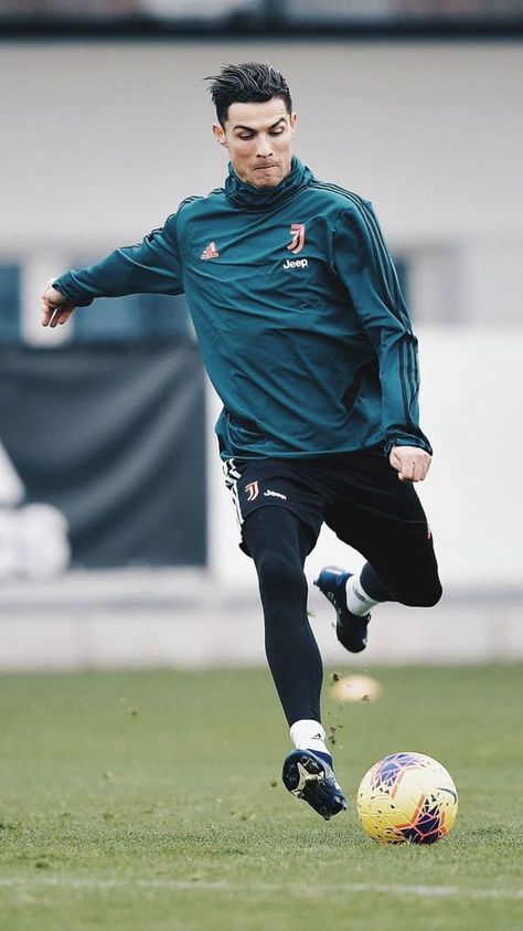 Ronaldo Training, Cristiano Ronaldo Shirtless, Ronaldo Celebration, Ronaldo Haircut, Ronaldo Free Kick, Cristiano Ronaldo Quotes, Cristiano Ronaldo Style, Ronaldo Quotes, Cristiano Ronaldo Juventus