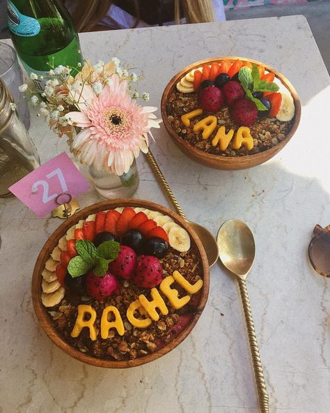 The cutest smoothie bowl 🍓🍌🥥🍍🥝 Food Medicine, Smoothie Bowl, Acai Bowl, The Cutest, Smoothie, Bali, Medicine, Bowl, Drinks